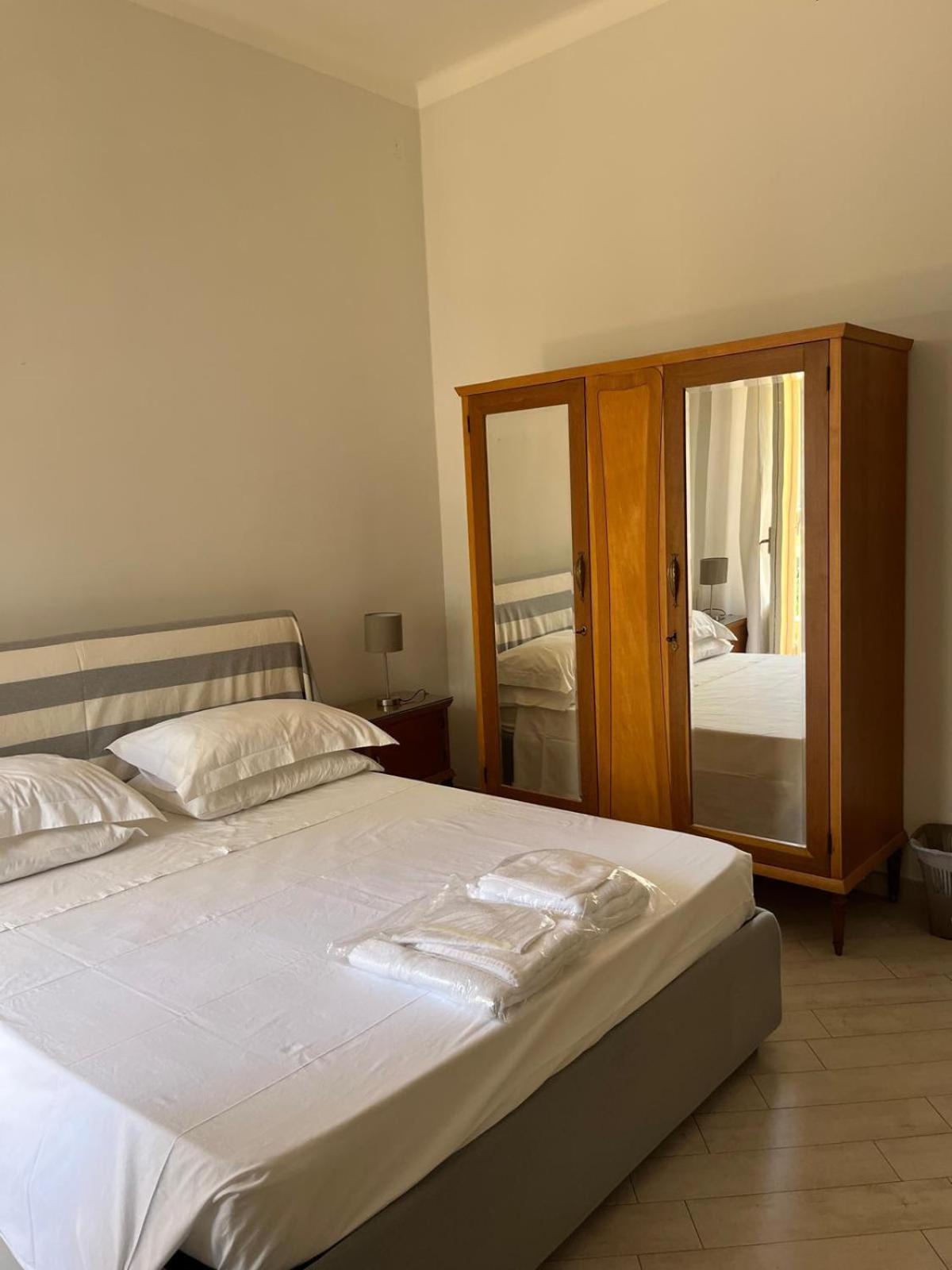Armonie Centro Lecce Hotel Bagian luar foto